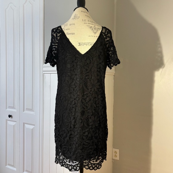 BB Dakota Women’s Black Lace Mini Dress Size L - Picture 10 of 15